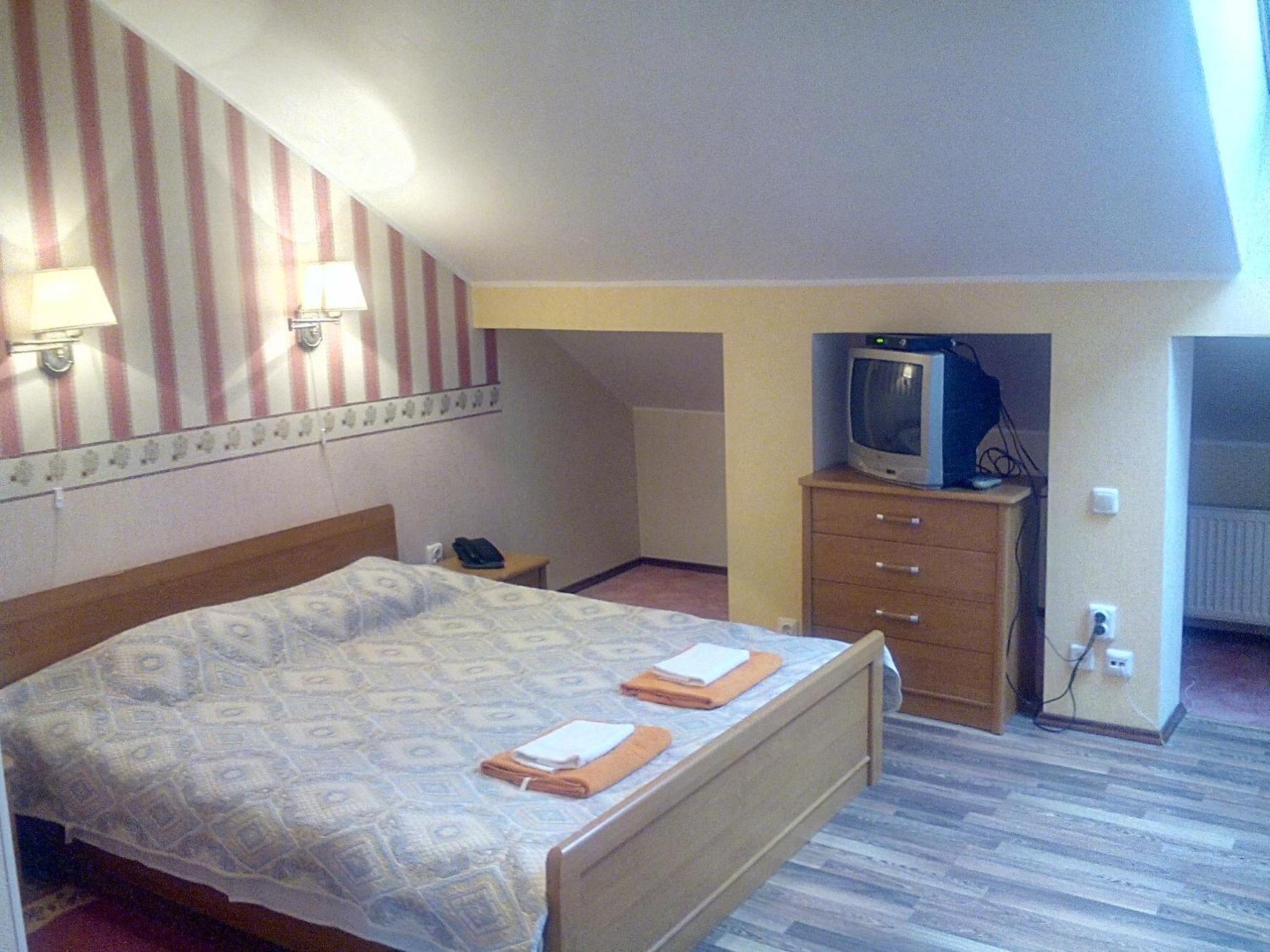 Central Hotel Narva Rum bild